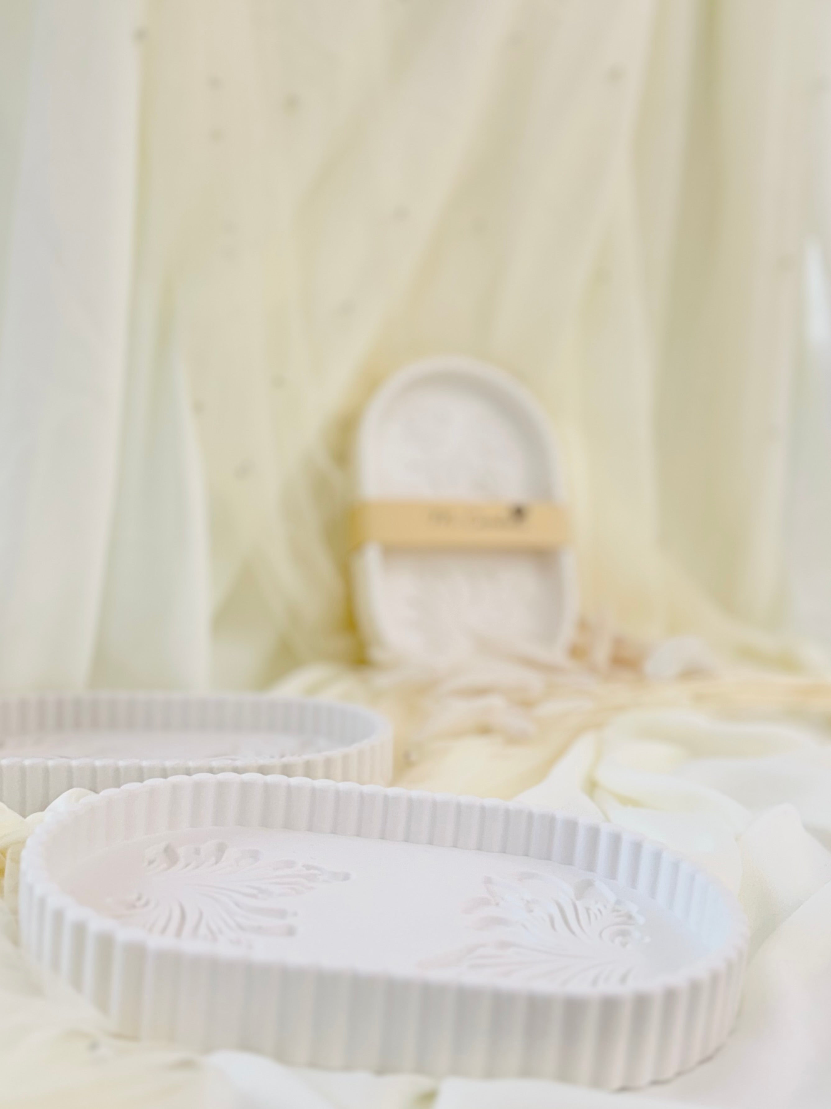 Vaso decorativo in ceramica con disegno