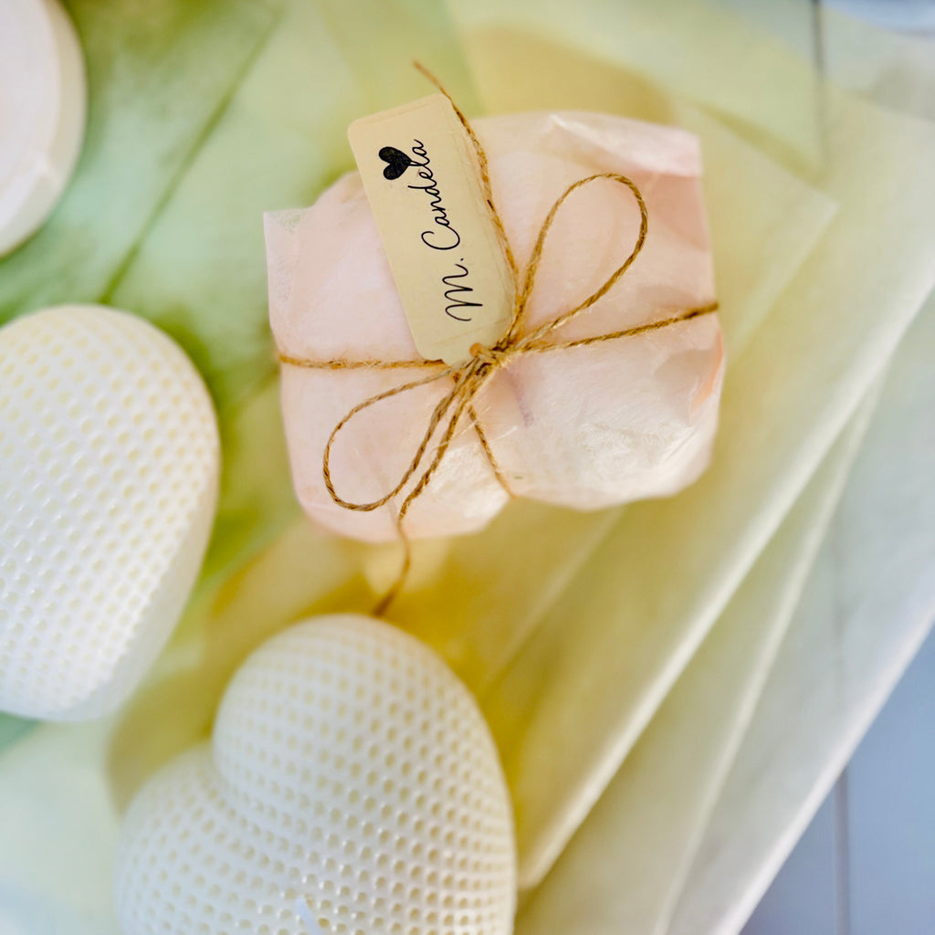 Candela a forma di cuore in cera